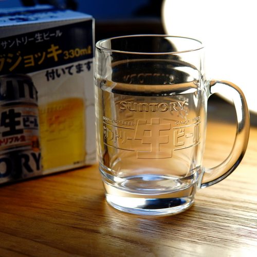 日本三得利SUNTORY透明浮雕生啤酒杯玻璃杯扎啤杯精酿酒杯带把手