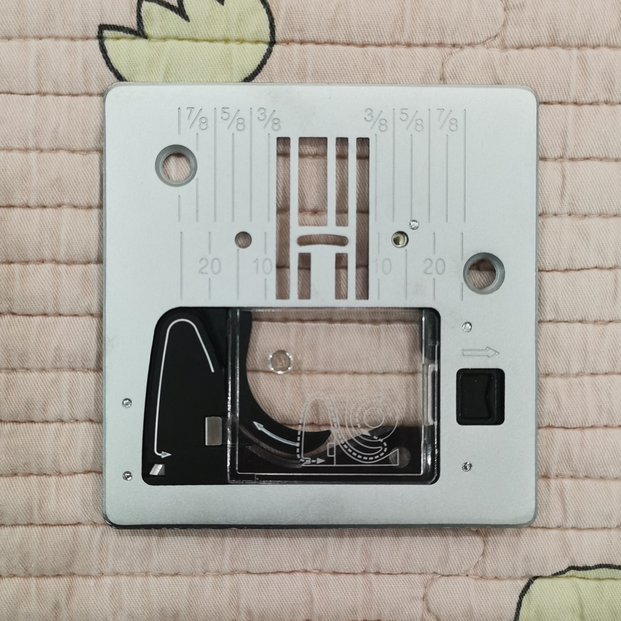 胜家缝纫机原装针板梭芯盖板