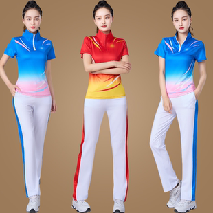 运动套装 渐变速干健身操广场舞服装 跳舞团体舞蹈演出服女 新款 夏季