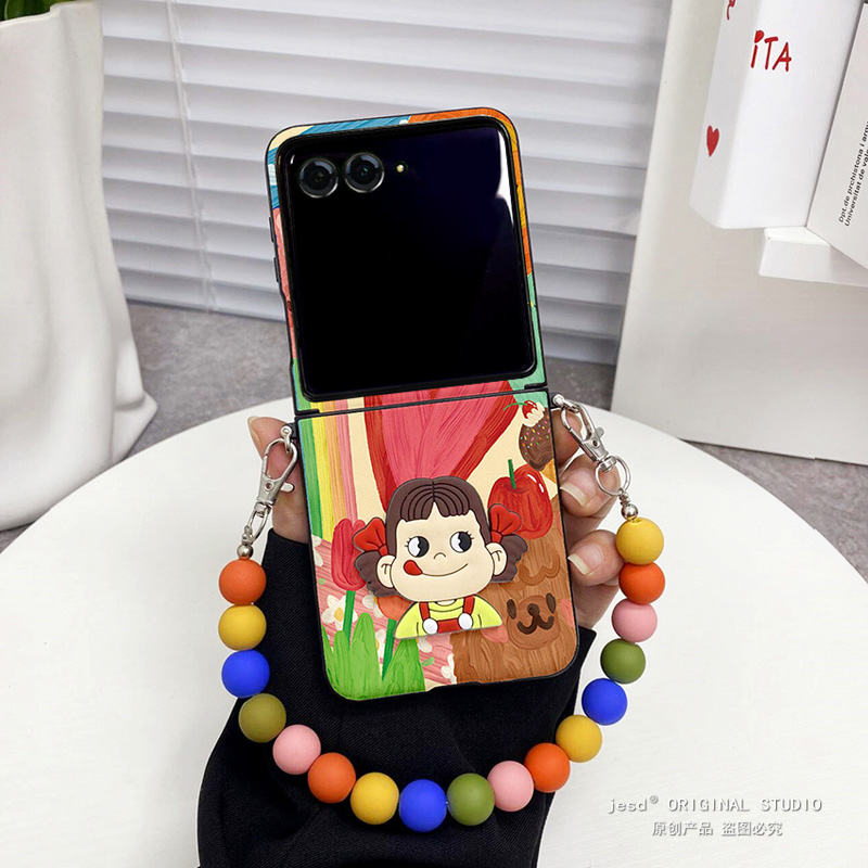 不二家女孩油画爱心小熊适用摩托罗拉moto razr50ulta手机壳斜挎小折叠屏Razr50皮质保护套超薄防摔新款挂绳