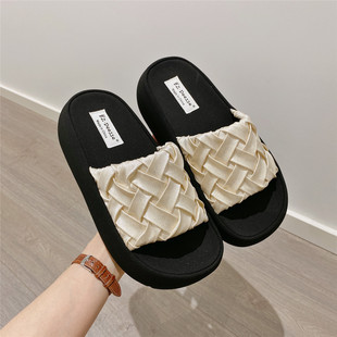 百搭一字拖鱼嘴厚底松糕拖鞋女夏外穿2026夏季新款韩版沙滩拖凉拖