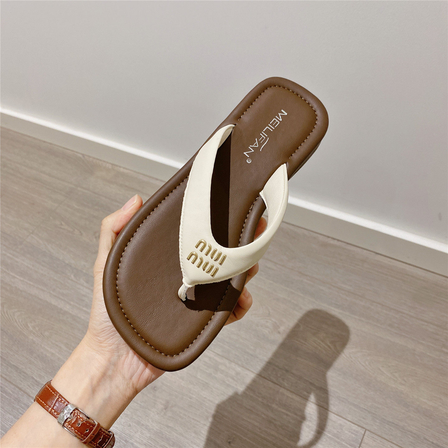 拖鞋女夏外穿2026夏季新款韩版百搭人字拖夹脚平底鞋沙滩鞋凉拖女,女鞋,人字拖,淘宝优惠券,粉丝福利购,淘宝优惠卷