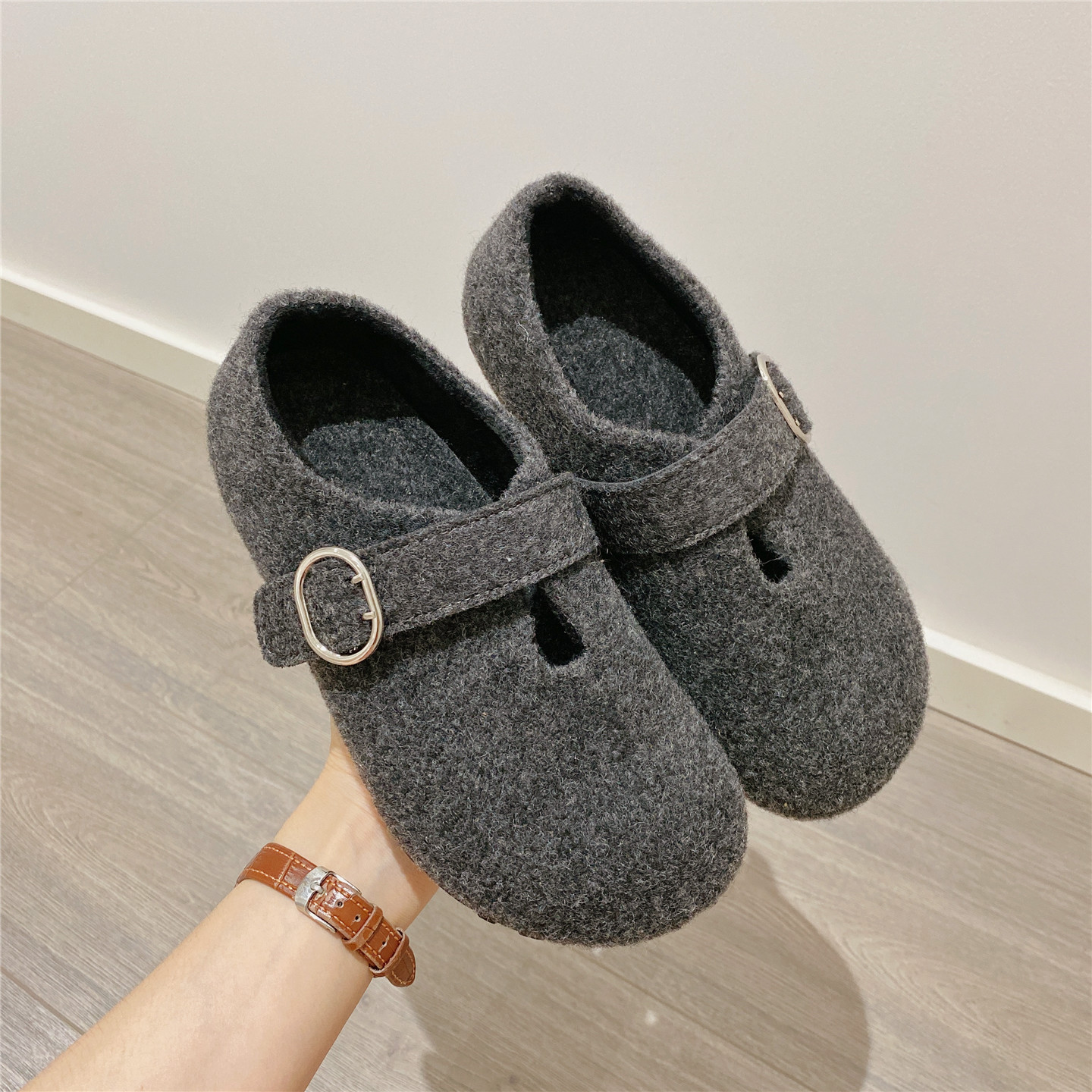 复古软底搭扣加绒毛毛鞋单鞋女2025冬季新款乐福鞋棉鞋平底豆豆鞋