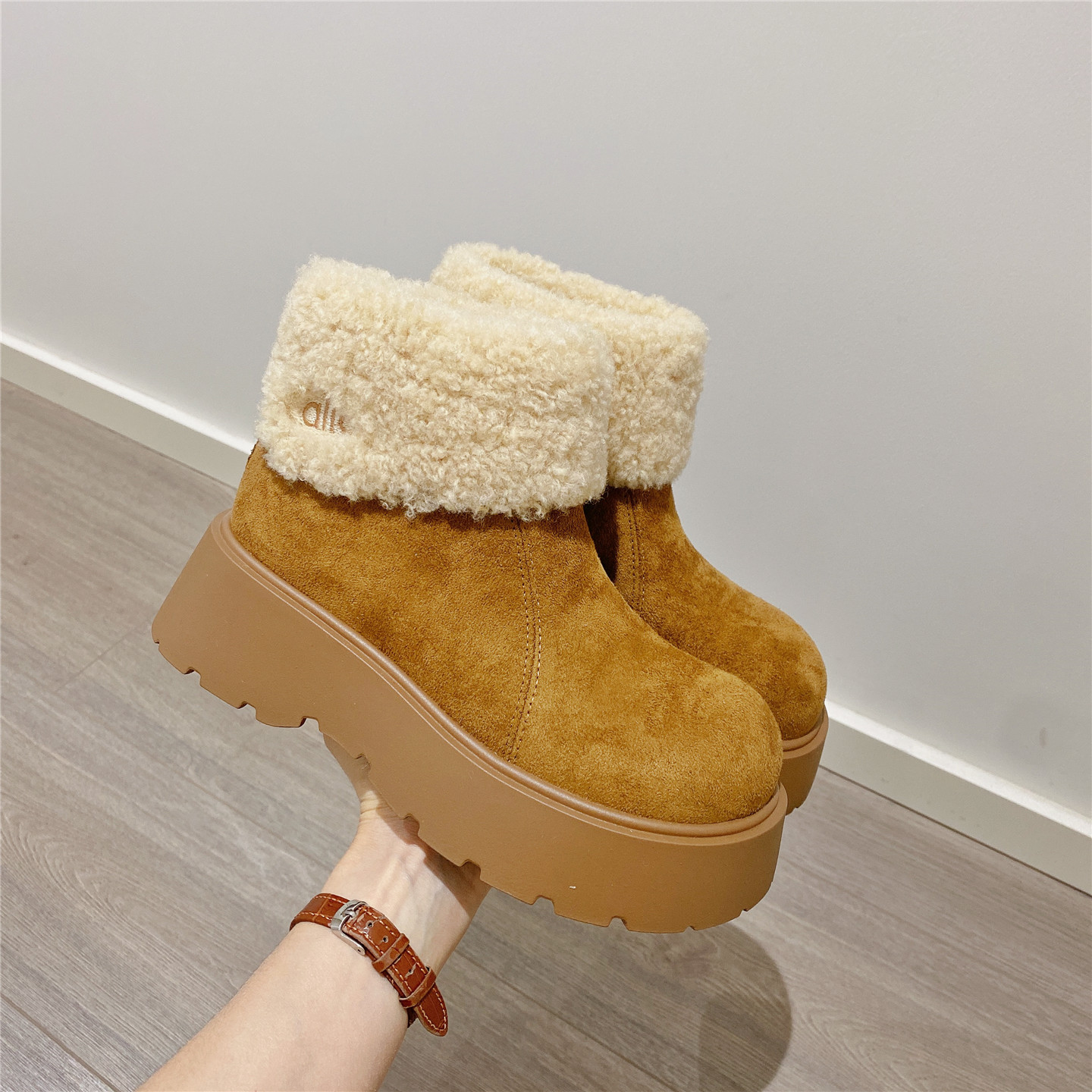 毛毛鞋雪地靴女加绒保暖2025冬季新款韩版厚底松糕复古短靴棉靴女