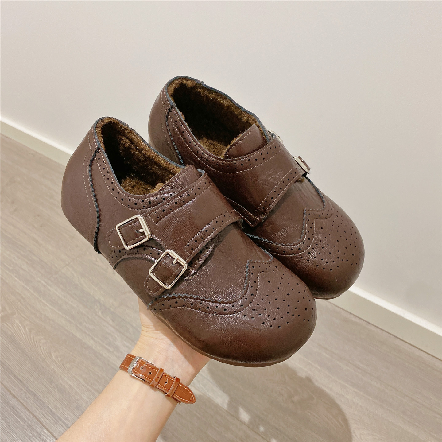 复古保暖平底加绒小皮鞋女2025冬季新款韩版加绒软底平底单鞋棉鞋