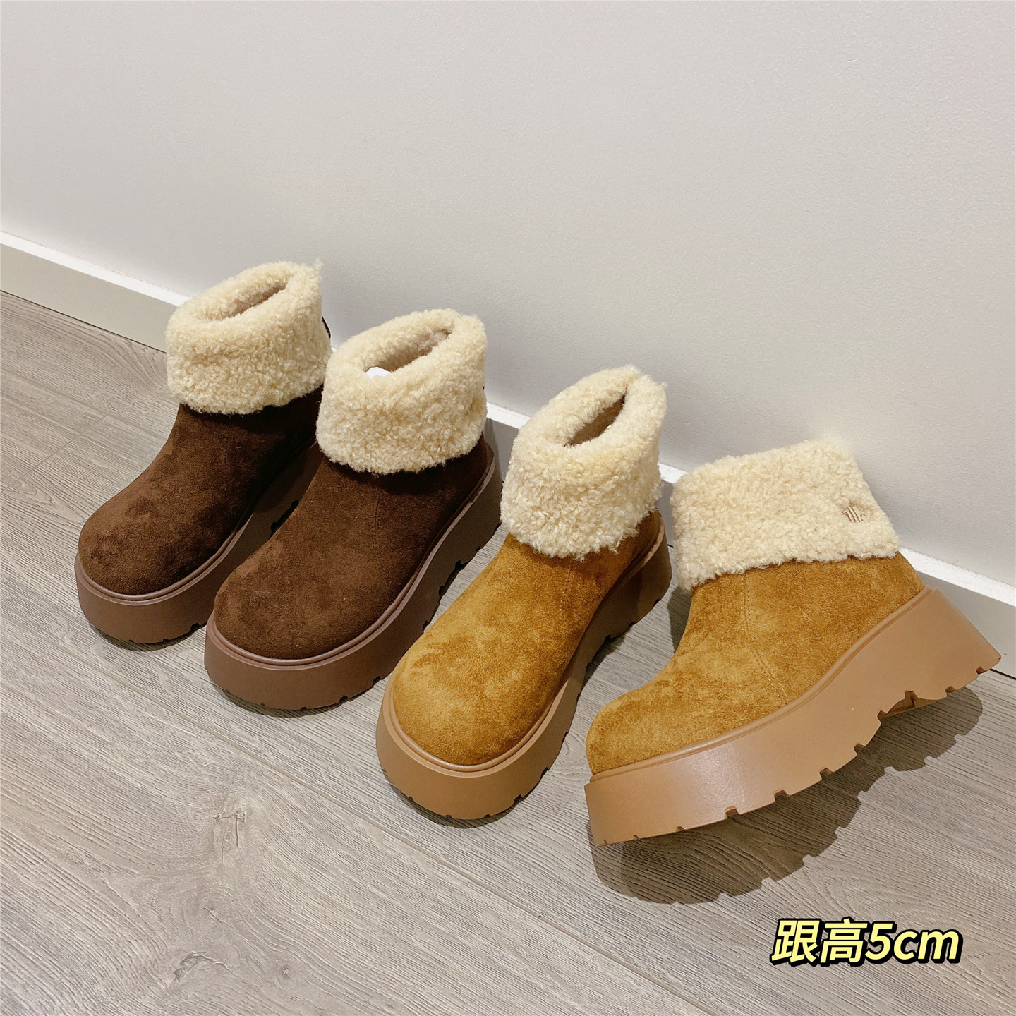 毛毛鞋雪地靴女加绒保暖2025冬季新款韩版厚底松糕复古短靴棉靴女