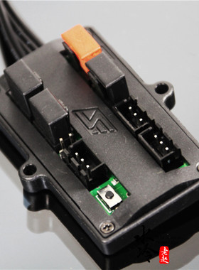 SWIFTECH 水冷头 PWM 分线器 冷头集线器 电源扩展