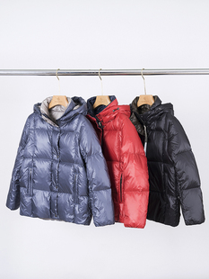 冬季 日本东丽20D面料 90白鹅绒可脱卸帽合身纯色光面羽绒服女