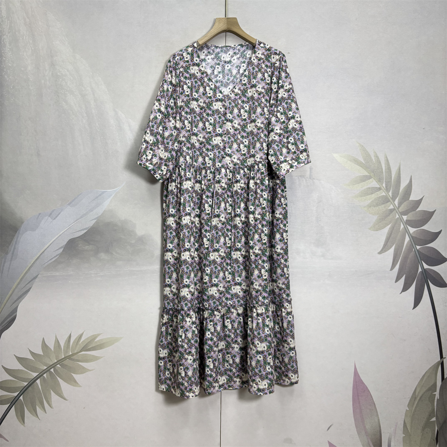 奢货~满分桑蚕丝真丝双绉七分袖连衣裙26夏时尚V领抽绳蛋糕长裙女