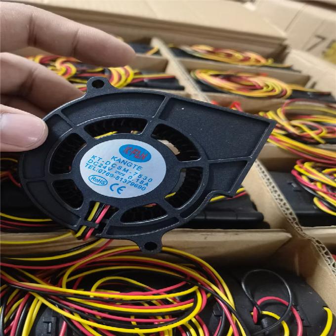 适用于KANGTE KT-DCSM-7530 24V 0.18A 7.5CM 75X75X30 3PIN 风扇