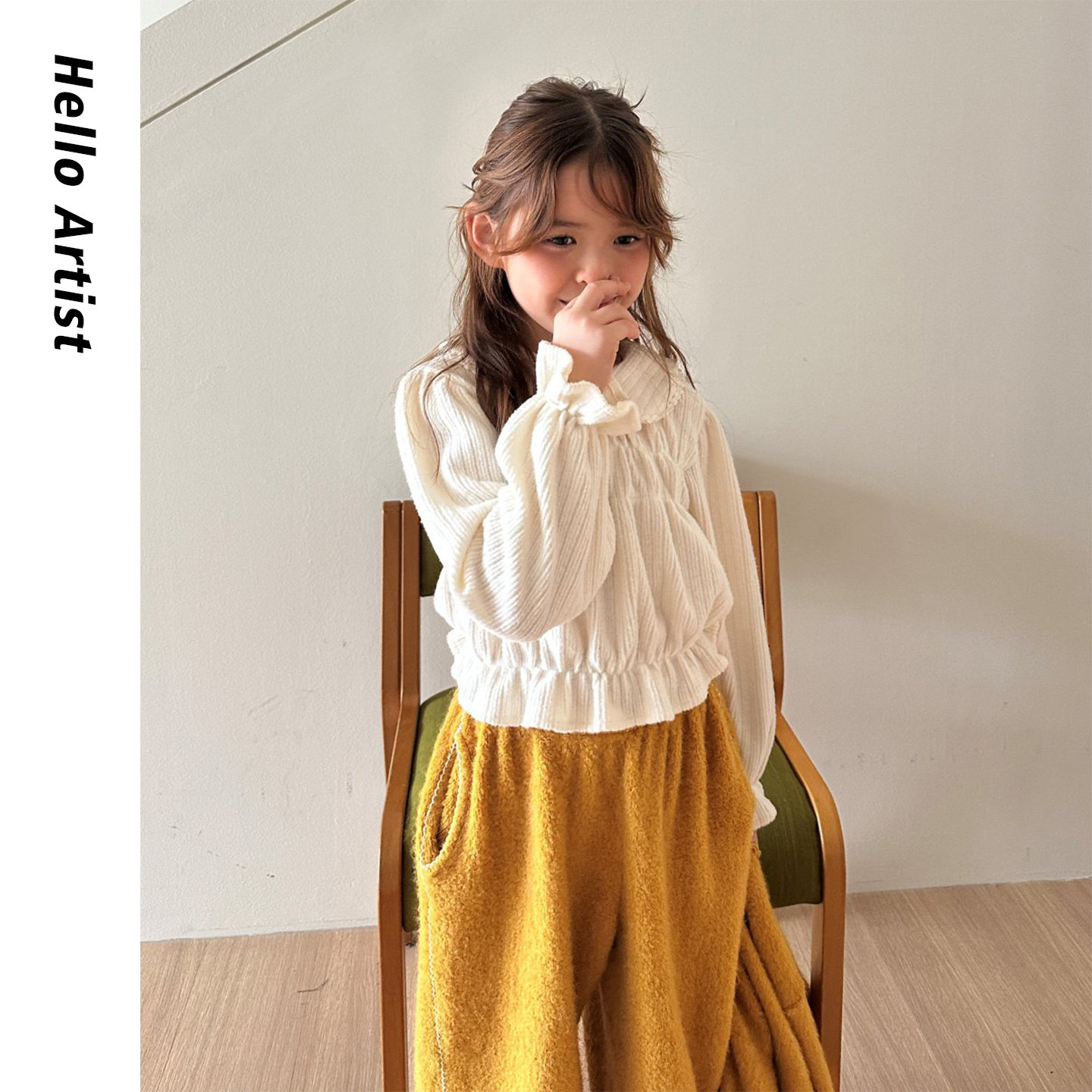 叮当森林韩国童装代购|25冬Elly女童甜美娃娃领罗纹绒绒收腰上衣