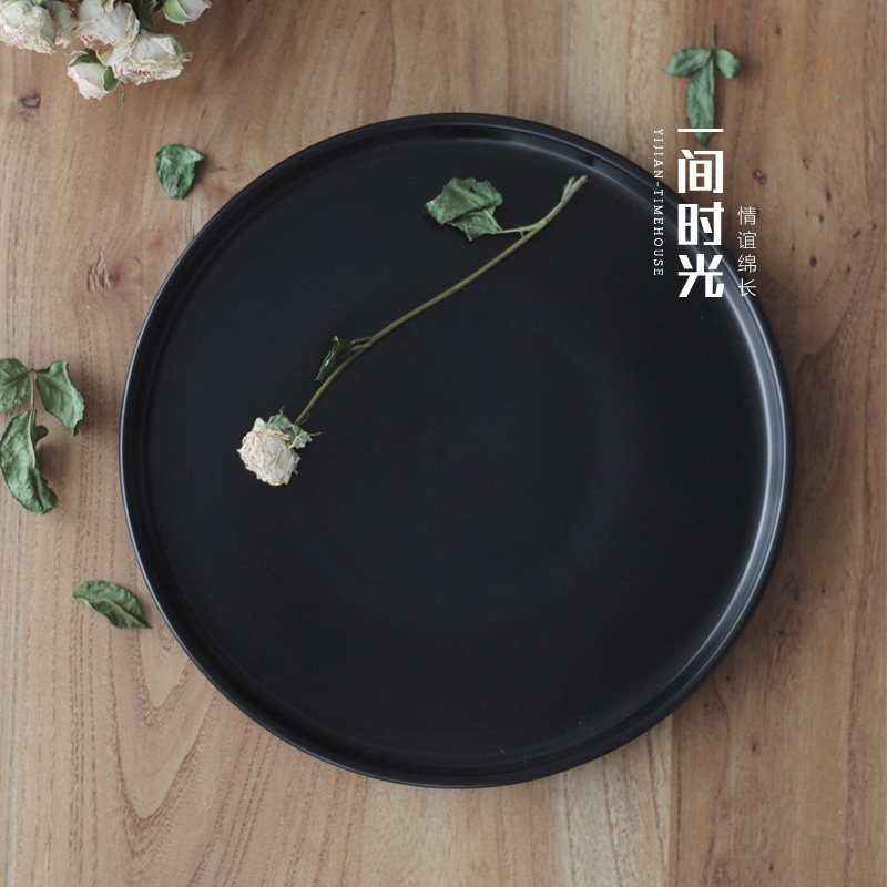 黑色哑光浅口圆形陶瓷托盘纯色