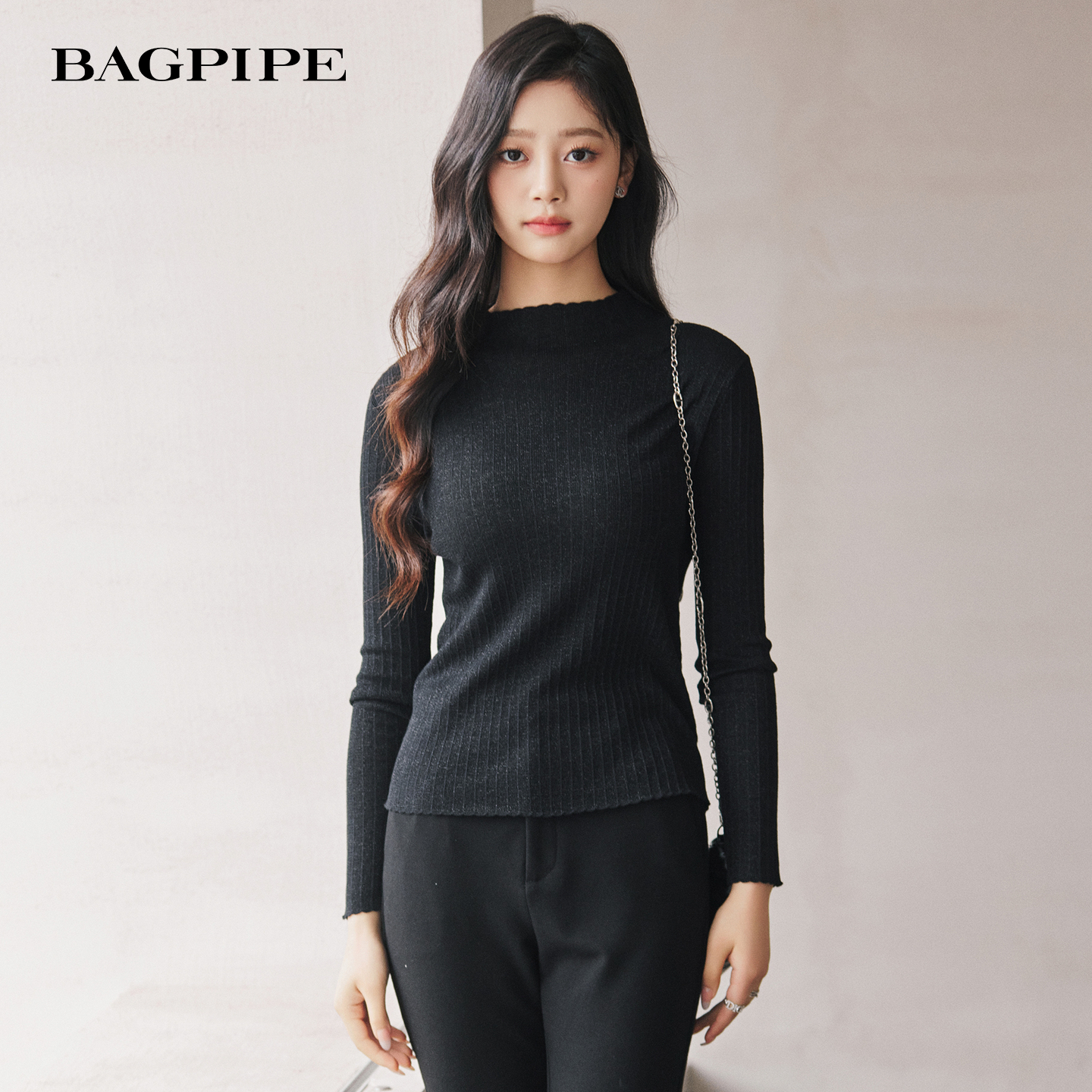风笛2025冬季新款修身显瘦套头半高领针织衫女百搭气质长袖内搭