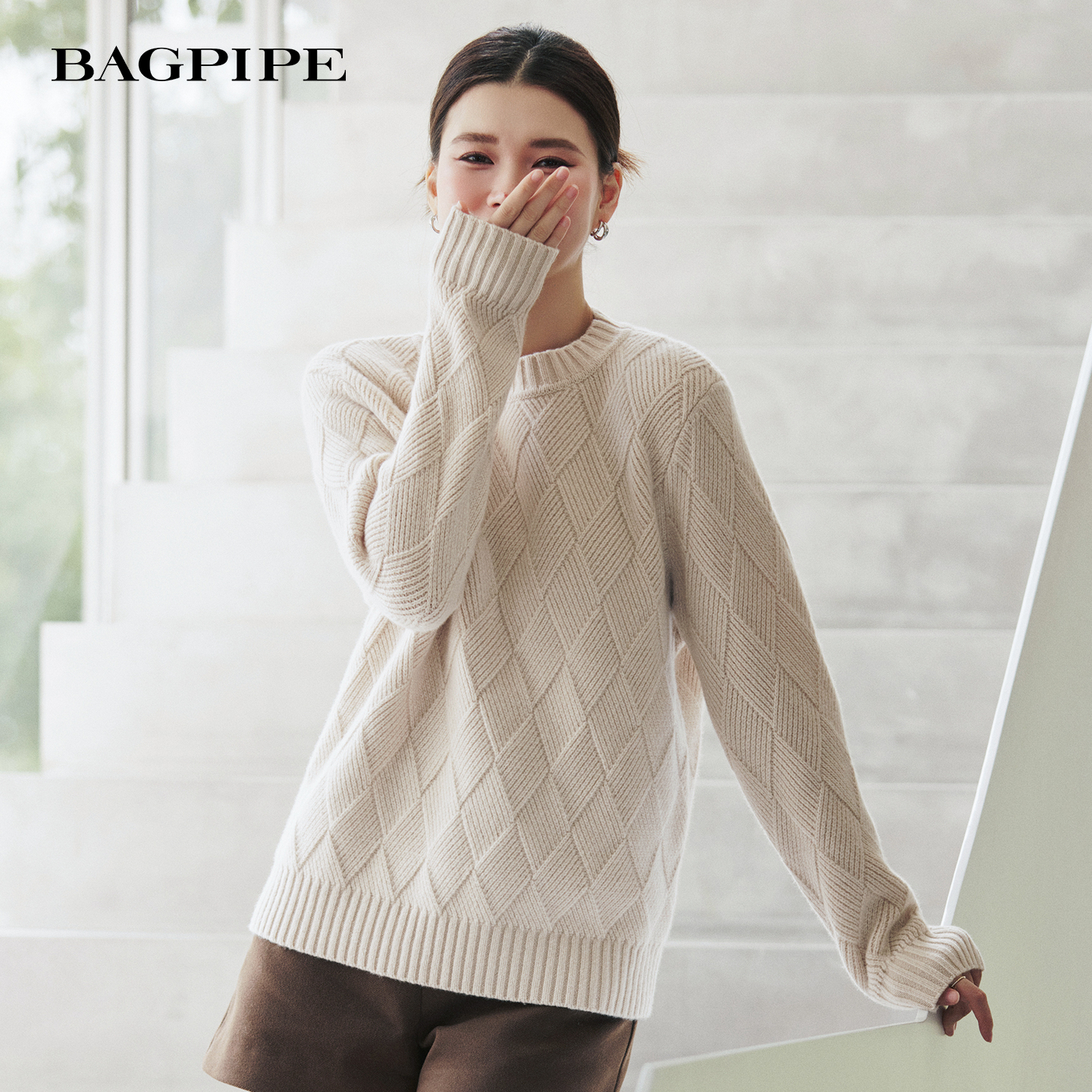 风笛2025冬季新款秋冬菱形格圆领羊绒衫女加厚休闲毛衣打底针织衫