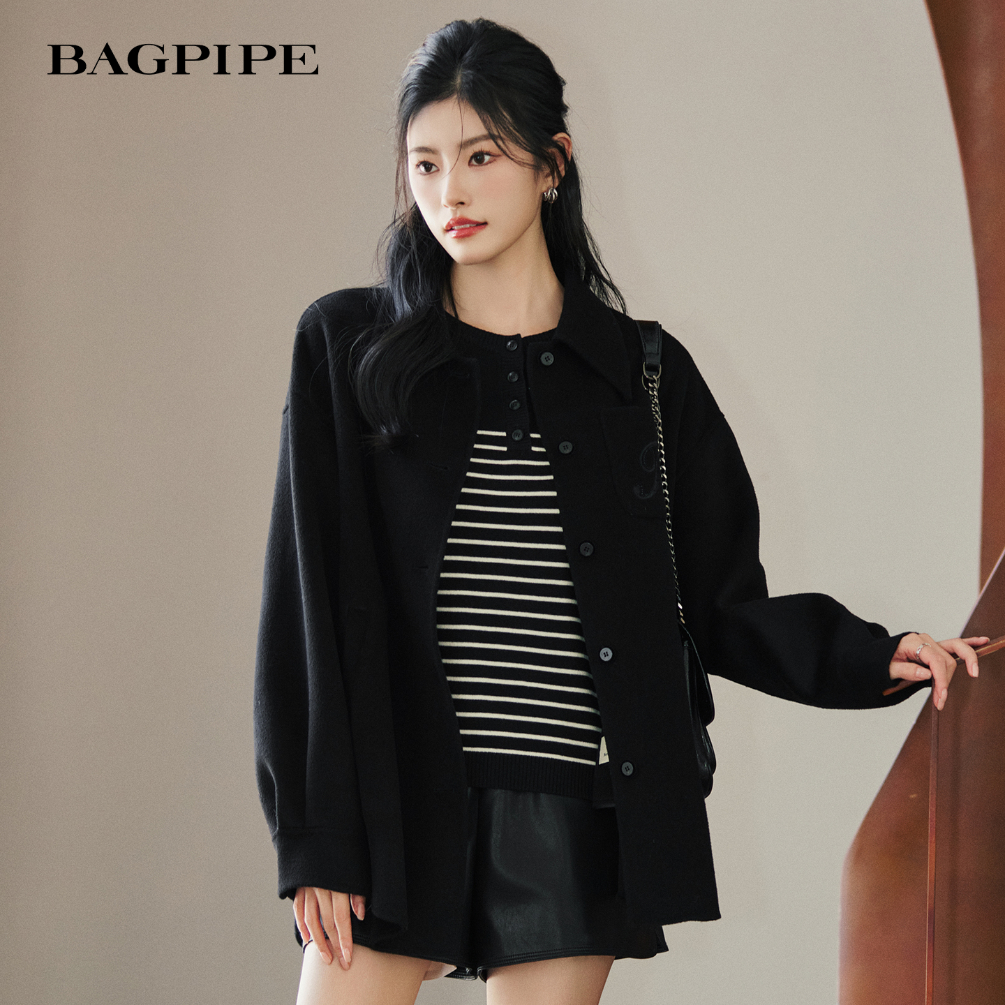 风笛2025冬季新款翻领衬衫式设计感绵羊毛外套通勤百搭毛呢外套