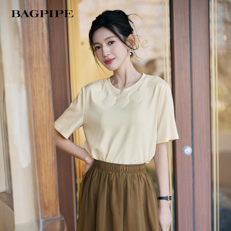 风笛2025秋季新款时尚百搭设计感短袖T恤通勤短袖上衣女微弹短袖