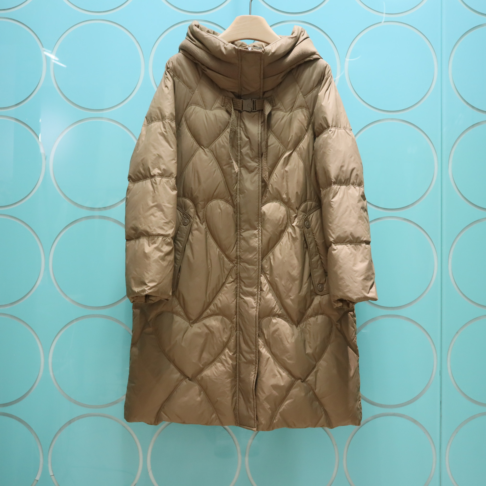 紫淑专柜正品2025冬新款甜美减龄连帽羽绒服百搭外套Z1AE34277