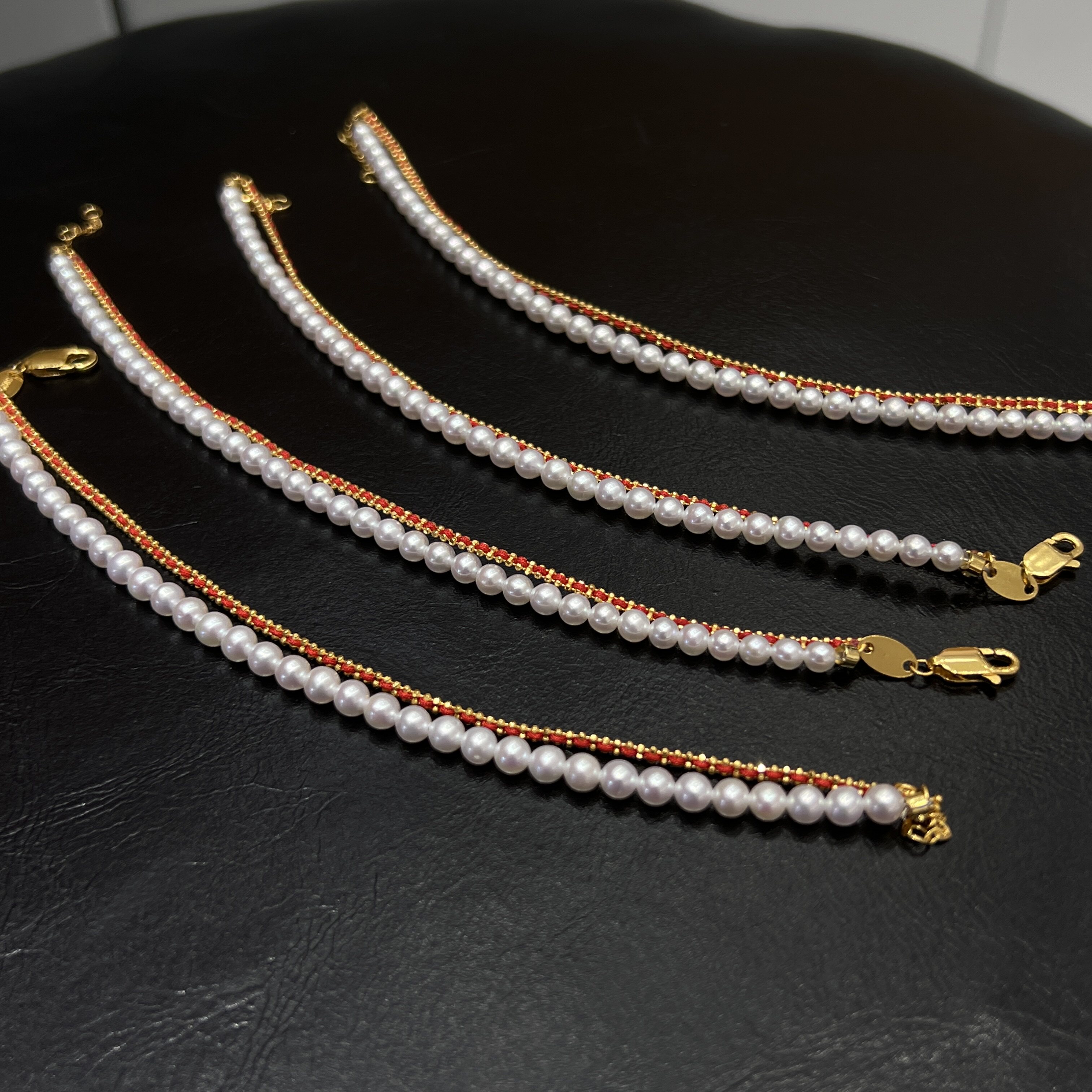 新年红绳S925银复古优雅风设计款手链3-4mm正圆基本无暇淡水珍珠