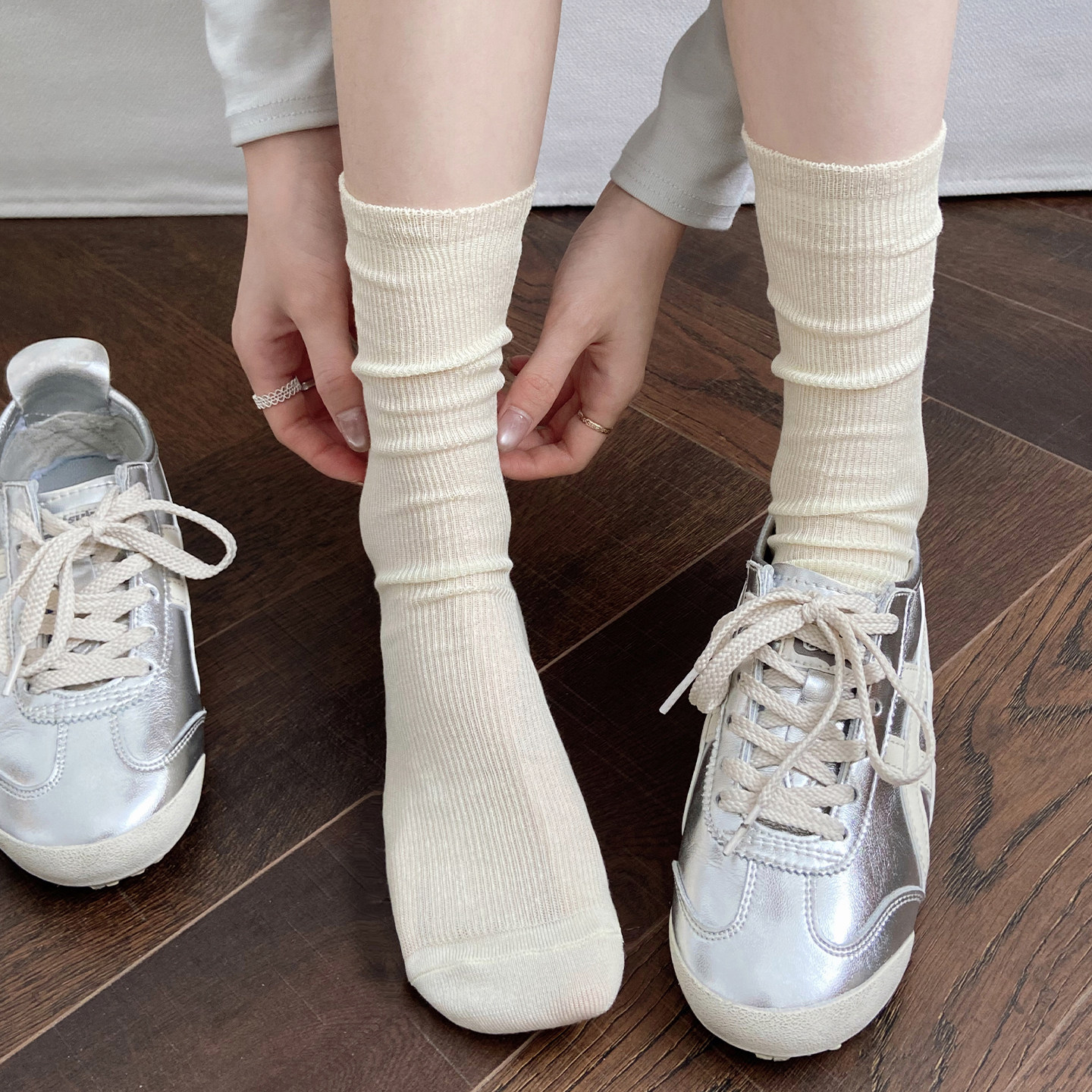 白色袜子女中筒袜春夏季薄款糖果色女ins堆堆袜日系百搭长袜