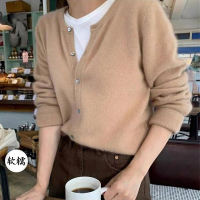 The original export order of Italian women's clothing, thin and light, is being cleared for export to Europe. Cashmere knitted cardigan women's sweater coat thumbnail 8