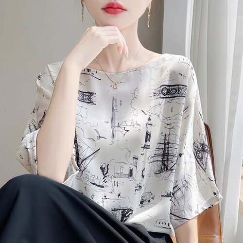 t恤女印花五分袖小个子洋气上衣