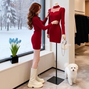 春装女款2026年新款针织连衣裙女秋冬半高领网纱拼接小个子包臀裙