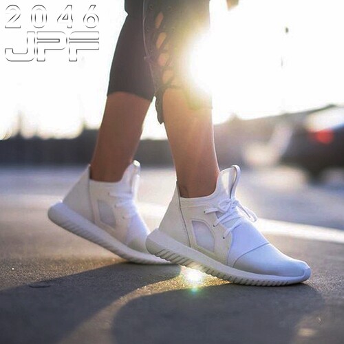adidas三叶草小椰子男女跑鞋