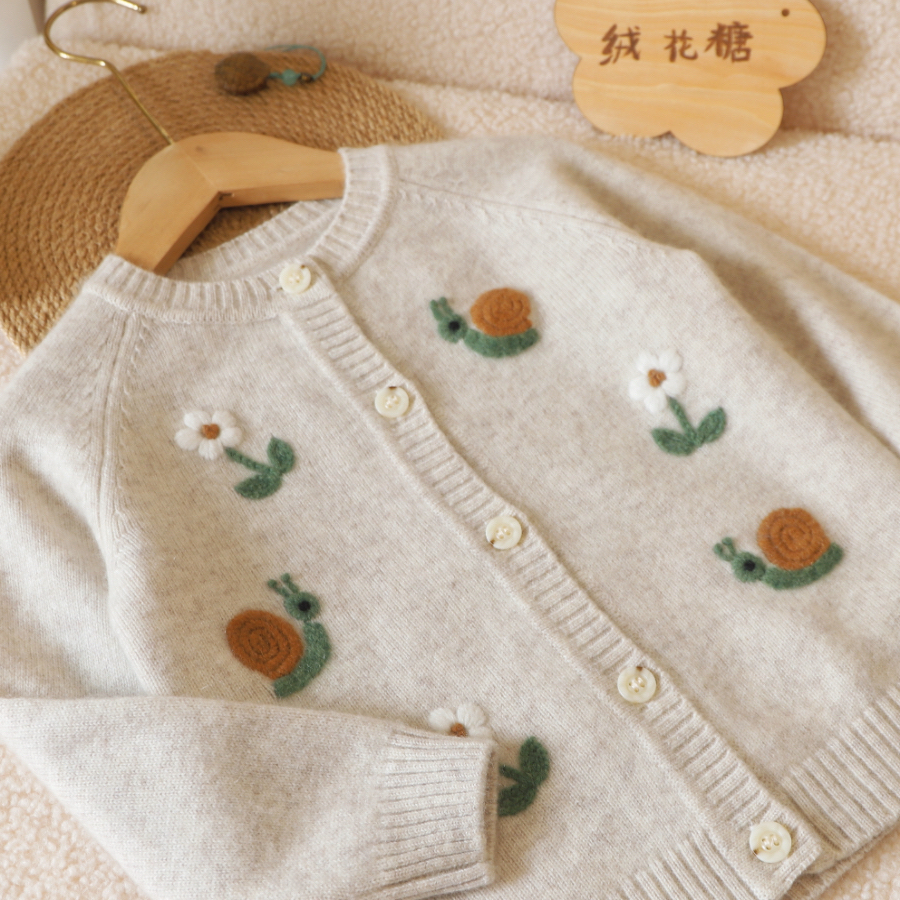 新款秋冬婴儿羊绒衫开衫儿童毛衣女童宝宝羊毛衫加厚蜗牛花朵外套