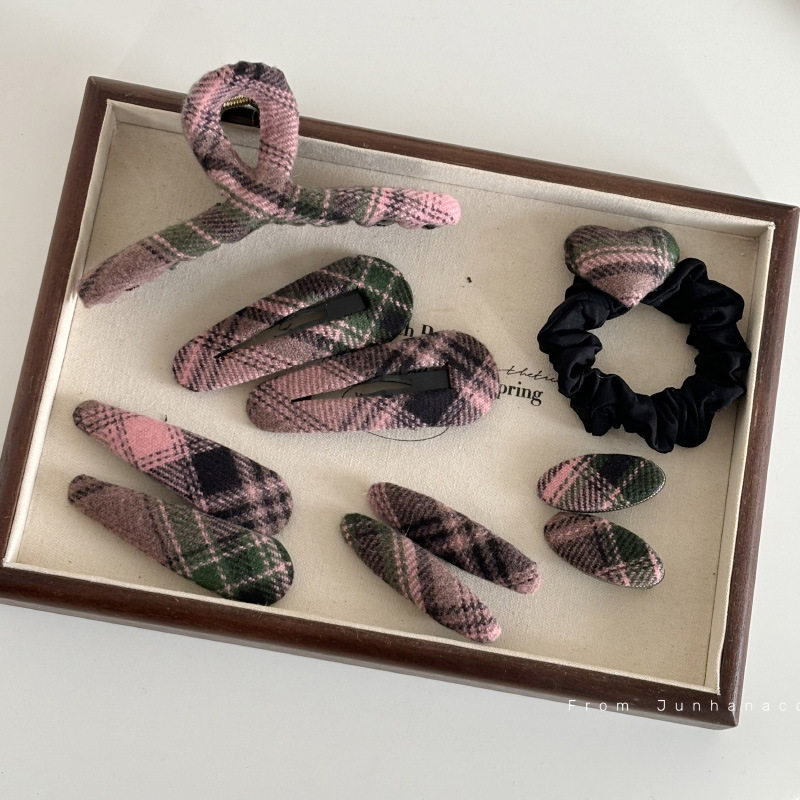 经典粉色格纹发夹复古bb夹抓夹鲨鱼夹侧边刘海夹发饰发绳,饰品/流行首饰/时尚饰品新,发饰,淘宝优惠券,粉丝福利购,淘宝优惠卷