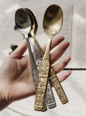 saga传说/出德国18-10不锈钢316复古轻奢古罗马浮雕甜品主餐勺