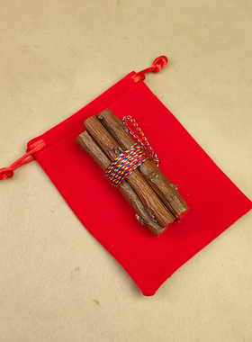 七根七厘米桃木五色线网红款天然简约纯手工朱砂压惊随身东南桃枝