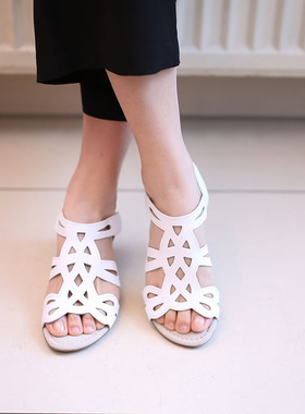 Bestfitting牛筋气垫底德国嘉宝GABOR  64.561 镂空真皮凉鞋女鞋