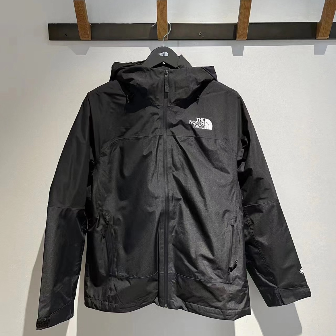 TheNorthFace 北面24秋冬新款女户外GTX防水羽绒三合一冲锋衣83RU