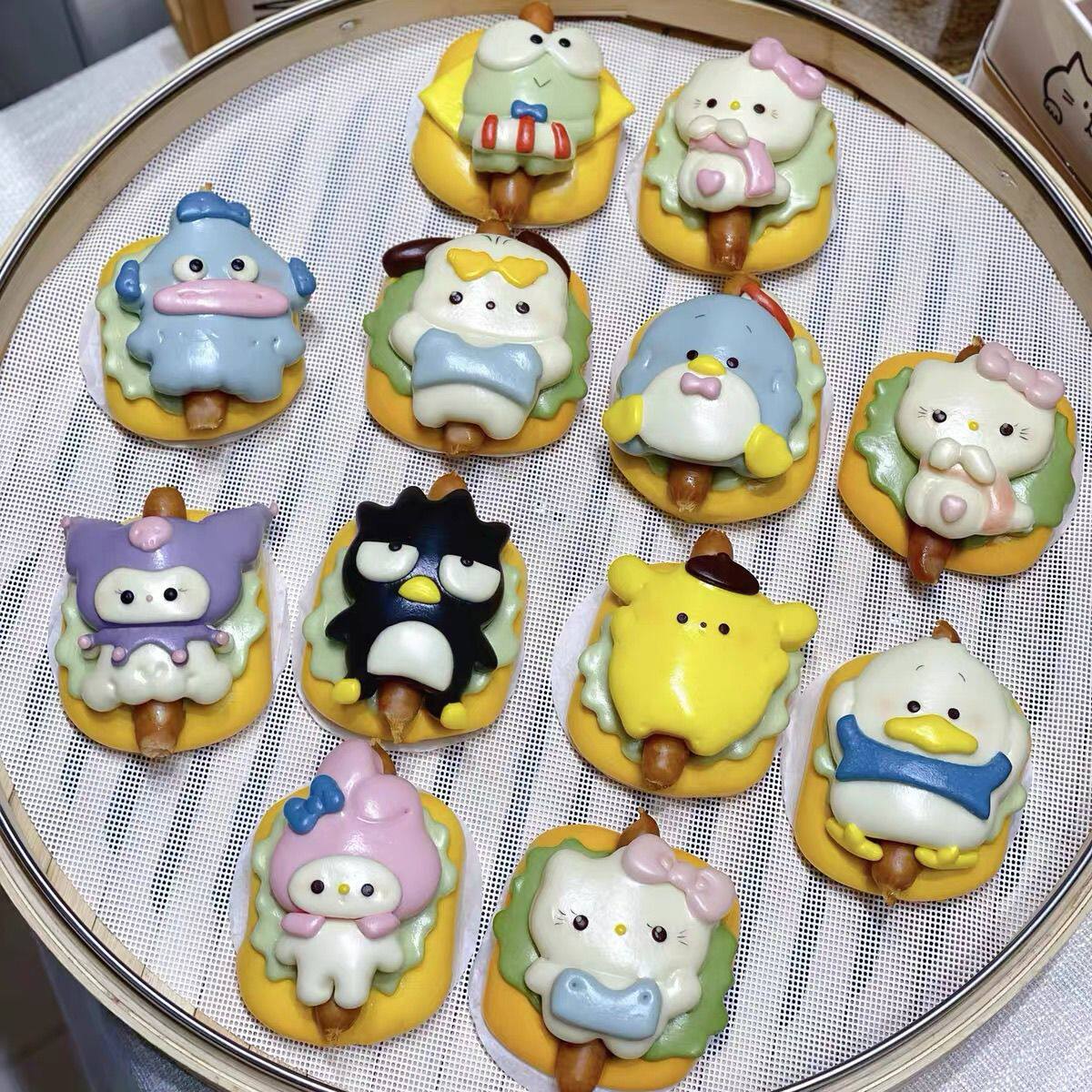 卡通包三丽鸥线条狗馒头肠仔包布丁狗美乐蒂企鹅kitty系列肠仔包