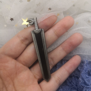 剑风传奇漫画周边格斯的大剑金属徽章