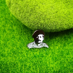 人物胸针萨达姆·侯赛因Saddam Hussein艺术形象收藏金属徽章