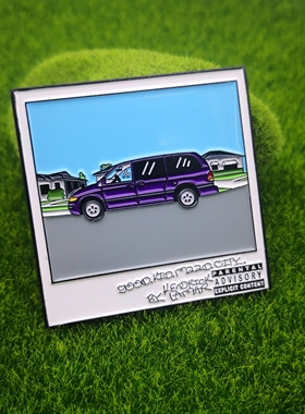 good kid, m.A.A.d city肯德里克·拉马尔第二张专辑金属徽章