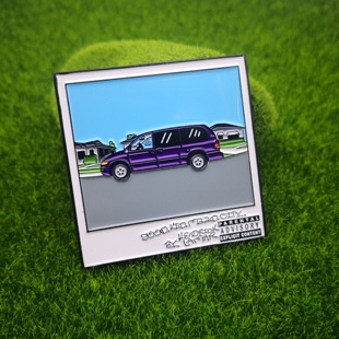 good kid, m.A.A.d city肯德里克·拉马尔第二张专辑金属徽章