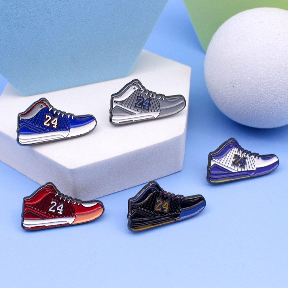 球鞋徽章kobe纪念篮球科比布莱恩特周边球星nba湖人队明星胸针