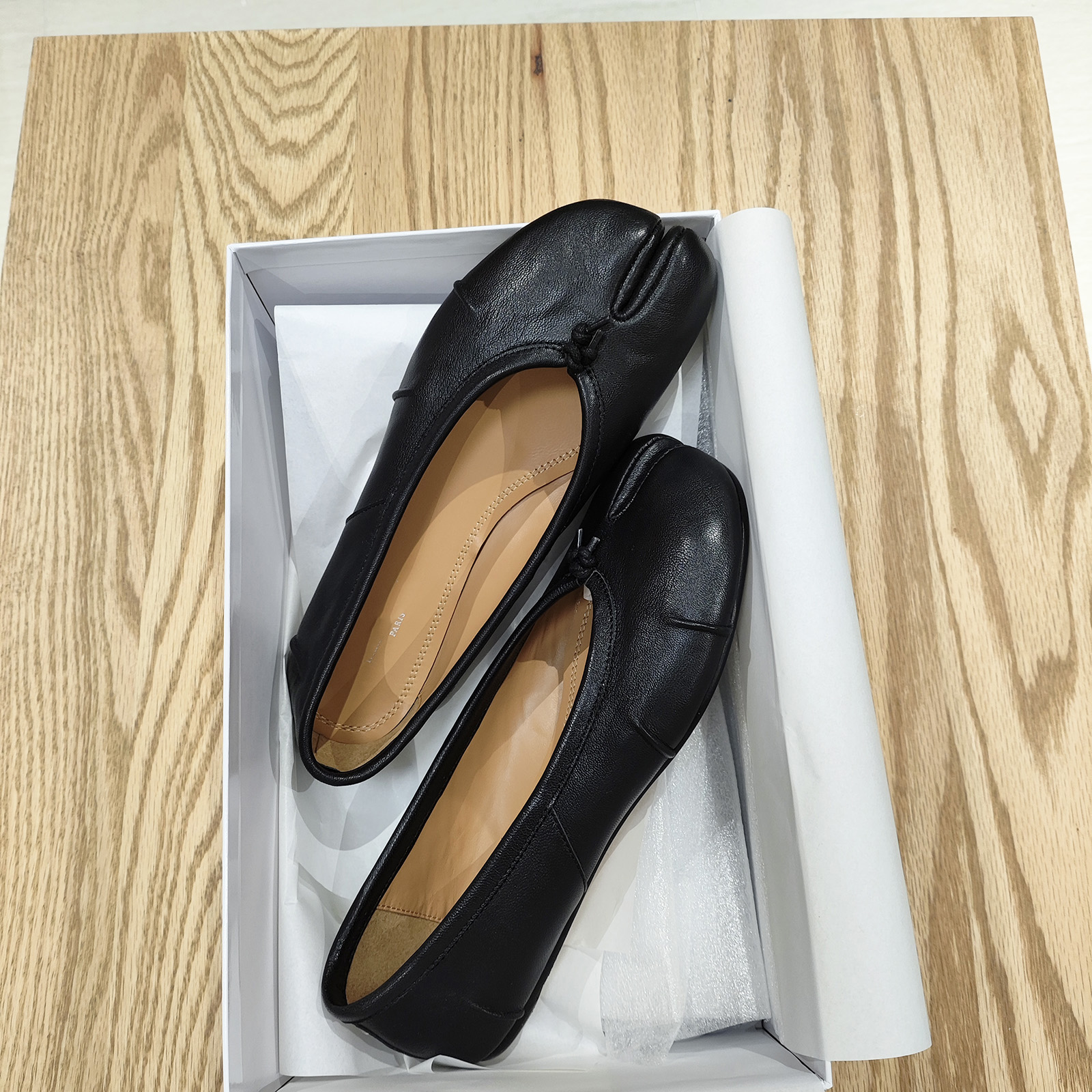 平底 羊皮褶皱Tabi 复古手工轻巧基础舒适纯色青年欧美女单鞋5465