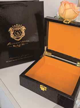 高档黑色现货鳄鱼纹PU皮带盒纤维板翻盖腰带礼品私人订制包装盒