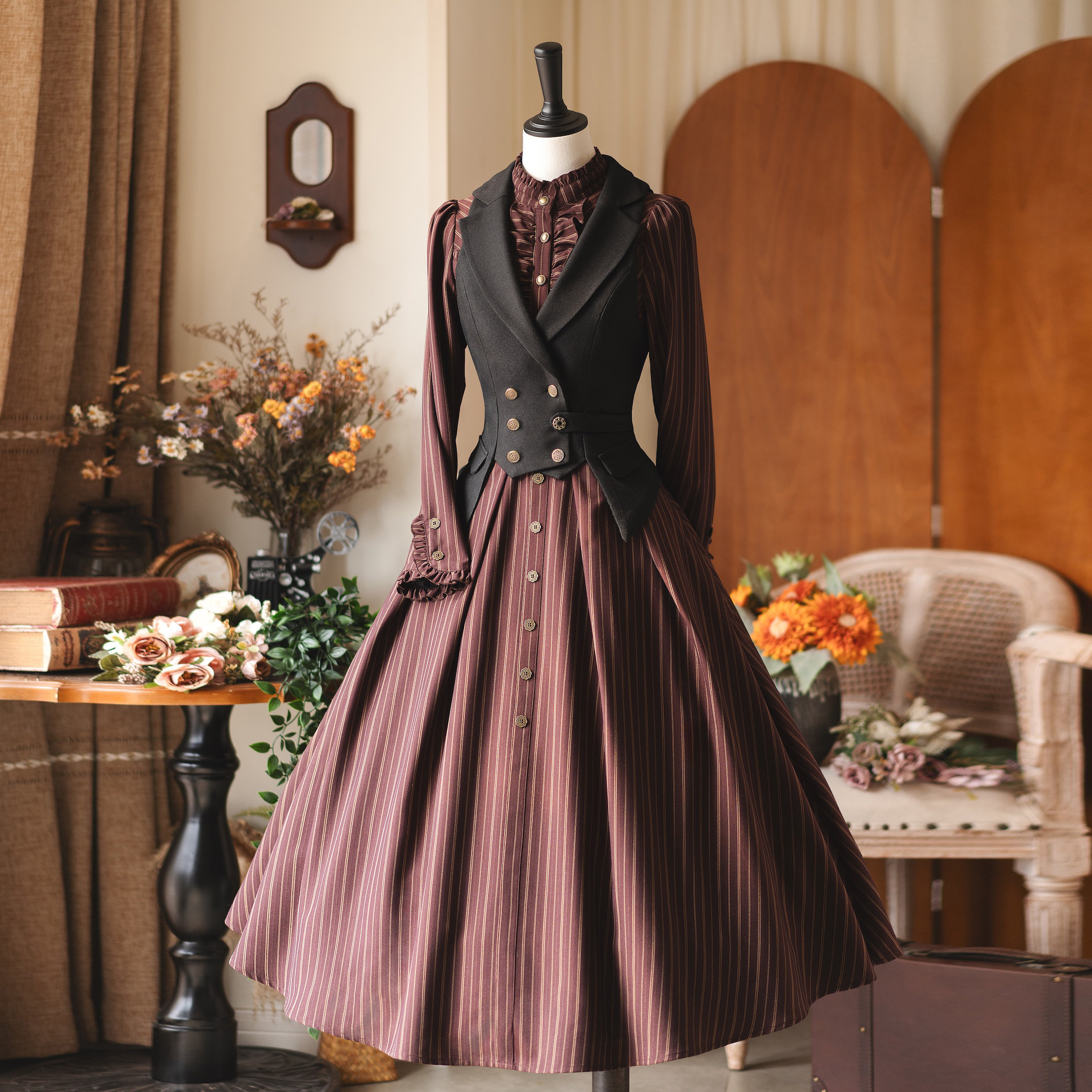 【森林古堡】森林衣橱原创复古优雅条纹连衣裙,模玩/动漫/周边/娃圈三坑/桌游,lolita洛丽塔/软妹装/洋装,淘宝优惠券,粉丝福利购,淘宝优惠卷