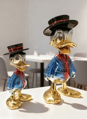 跨境轻奢创意唐老鸭摆件客厅桌面酒柜电视柜儿童房摆设家居装饰