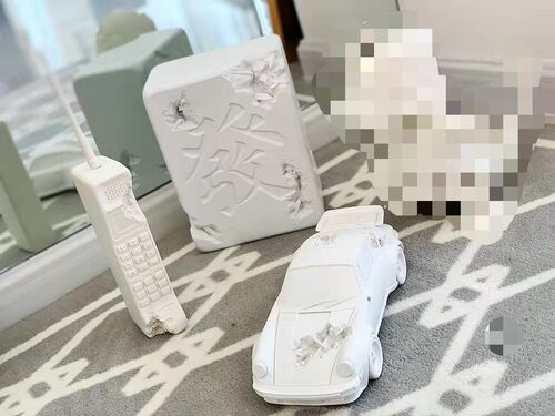 潮流网红摆件雕塑水晶钟表