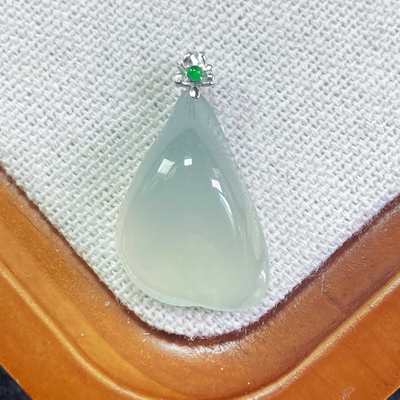 0613号18k金扣天然缅甸翡翠a货高冰胶原石吊坠一图一物