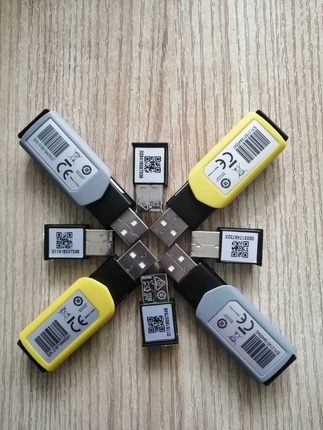 海盗船耳机天行者VOID精英无线鼠标接收器暗影铁手HS70鉴赏家HS80