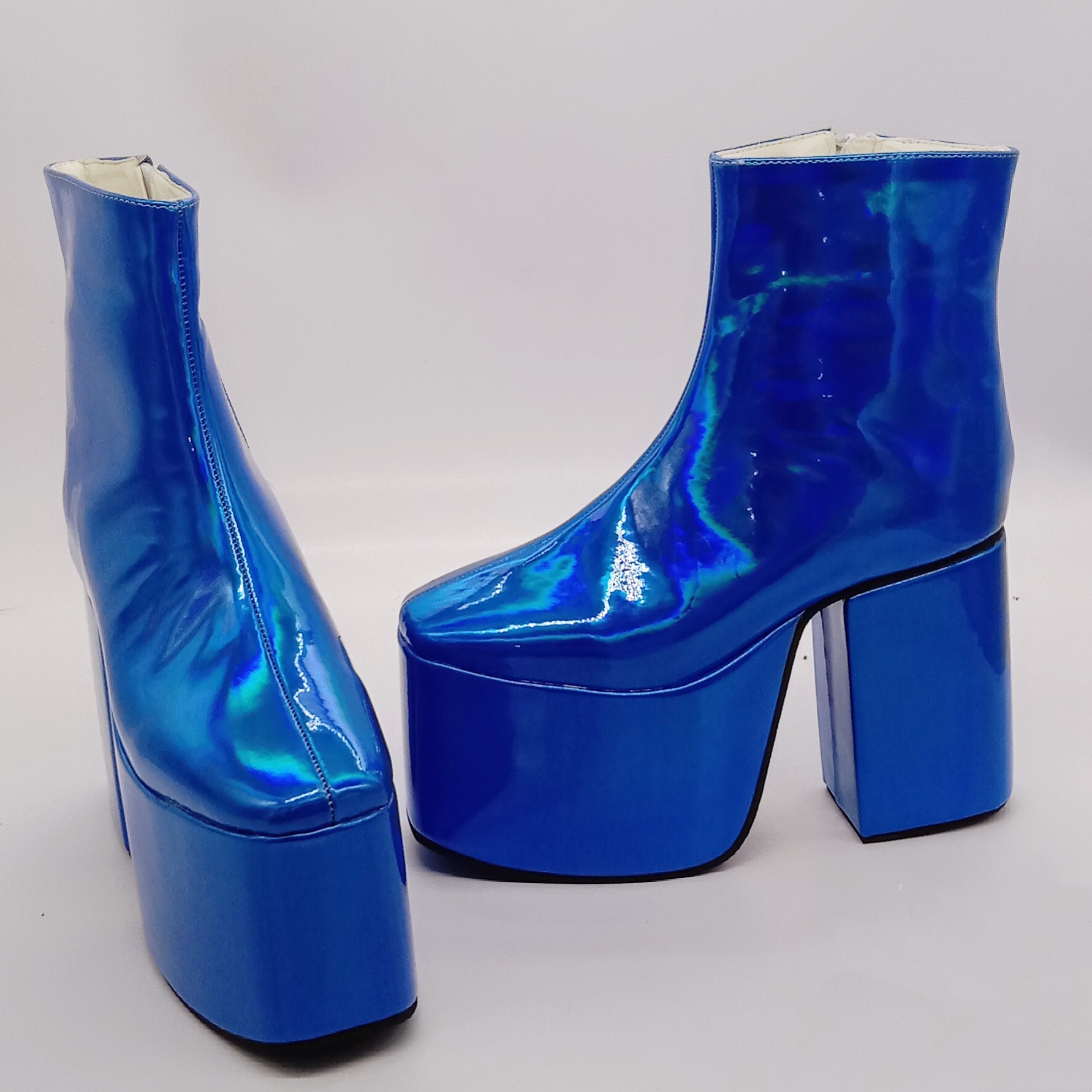 店主实拍12cm马丁靴镭射闪光短靴粗跟厚防水台彩色踝靴大小码定制