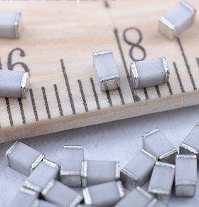 S30-A150X EPCOS爱普科斯放电管 防雷管 B88069X6071T203 150V