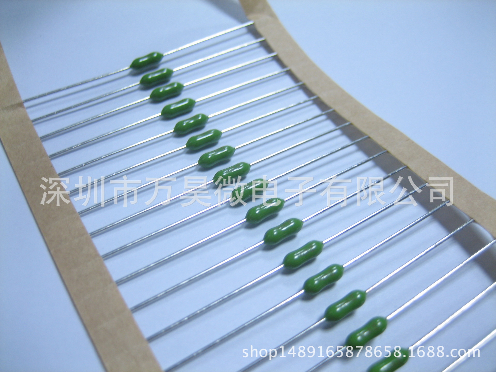 0251001.NRT1L 力特电阻式保险丝 1A 125V LF