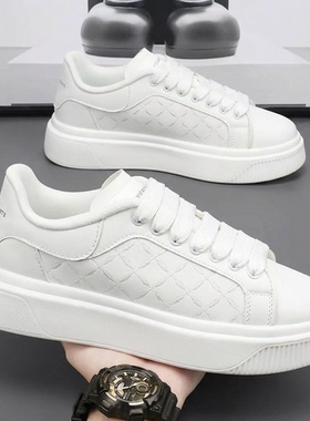 2026厚底小白鞋新款韩版网红男鞋平底休闲运动鞋立体格纹代发货